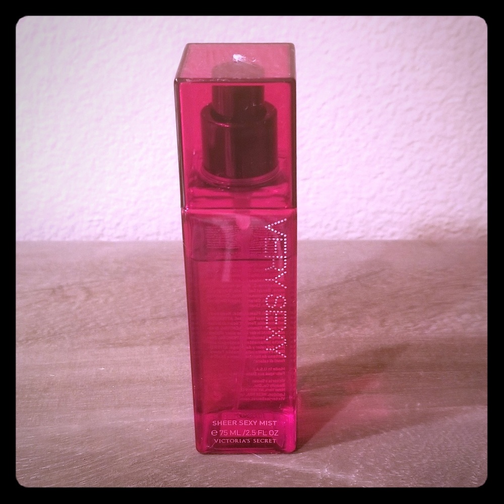 ❤Victoria's Sectret Sheer Mist❤